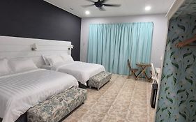Tanjung Chap Beach Resort